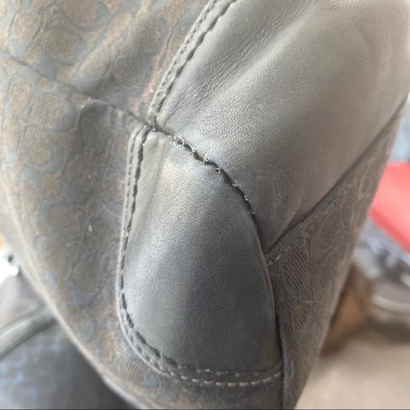 Coach Tote Bag - Picture 13 of 15